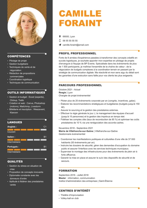 Exemple de CV en événementiel avec photo, colonne latérale grise et éléments graphiques orange