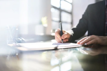 Comment mettre son CV sur LinkedIn : les solutions