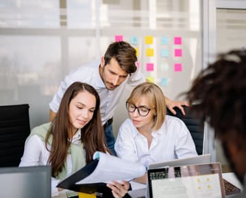 CV d’assistant(e) de direction : exemple et compétences