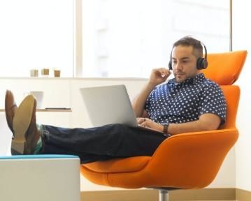 CV suisse : modèle, exemples, conseils et règles 2025