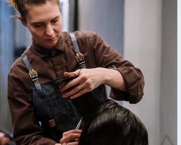 Lettre de motivation en coiffure [exemples tous niveaux]
