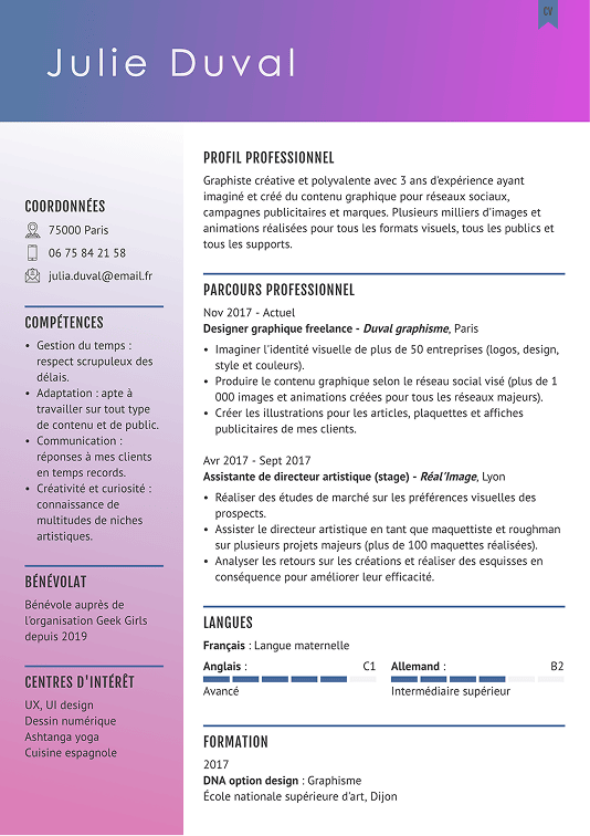 Modèle de CV original avec dégradé violet et colonne latérale
